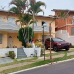 Casa com 3 dormitórios à venda, 180 m² por R$ 900.000,00 - Granja Viana - Cotia/SP