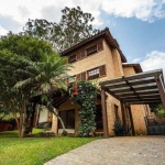 Casa com 4 dormitórios à venda, 350 m² por R$ 2.500.000,00 - Granja Viana - Carapicuíba/SP