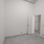 Sala para locação na Saúde por R$700,00 - São Paulo, SP