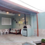 Casa geminada à venda, de 2 dormitórios (1 suíte), com forno de pizza a lenha no Bela Vista, em Pal