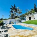 Casa à venda, PORTEIRA FECHADA com 3 dormitórios (1 suíte), piscina, edícula gourmet  na Praia de F