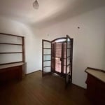 Casa com 3 dormitórios para alugar, 210 m² por R$ 2.900,00 - Centro - Piracicaba/SP