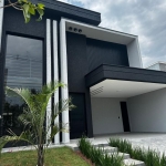 Linda Casa Térrea em Condomínio Fechado, de 200m², de Área Construída, e Terreno de 250m², no Condomínio Le France em Sorocaba - SP.