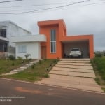 Linda Casa Térrea de 160m²  de área  Construída e Terreno de 420m2 à venda no excelente Condomínio Fechado  Riviera  Santa Cristina- Paranapanema - SP.