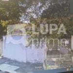 Casa Térrea com 2 dormitórios á venda o Parque Casa De Pedra