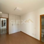 Apartamento no centro com 02 suítes e 01 vaga