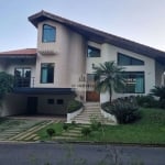 Belíssima casa de 392m², 4 suítes, para locação, no Granja Olga 3