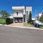 Excelente sobrado de 307m², 3 dormitórios, à venda no Residencial Via Réggio