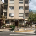 Vende no bairro Bonfim, apartamento de 03 dormitórios fundos lateral, living 02 ambientes, banheiro social e auxiliar, ampla cozinha. Necessita de reforma.&lt;BR&gt;Prédio com elevador. Próximo ao col