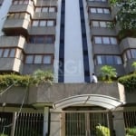 Vende apartamento no Chácara das Pedras, com 3 dormitórios, 1 suíte, closet, , living com 3 ambientes, churrasqueira no living, sacada , gabinete, sala de jantar, 1 banheiro social, área serviço, esqu