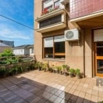 Marque e venha conhecer no bairro FLORESTA este apartamento de  1/2 andar de FUNDOS (97m²) GARDEN  com 30m² em terraço aberto em 'L' de fundos N/O com muito sol e privacidade.&lt;BR&gt;Com 2