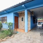 Excelente casa de 3 dormitórios no bairro Campo Novo.&lt;BR&gt;Possui 1 casa na parte da frente, com 2 dormitórios, sala ampla e banheiro social.&lt;BR&gt;Na parte dos fundos temos a segunda casa , co