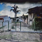 Terreno 10 x 30 totalmente plano, em frente a Escola Nações Unidas.&lt;BR&gt;Em excelente localização no bairro Nonoai.