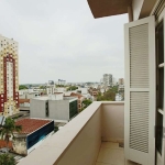 Apartamento 2 dormitórios, andar alto. Impecável imóvel. Entrar e morar. Orientação solar L/N/O. Dormitório com sacada. Linda vista panorâmica. Banheiro impecável. Próximo  a Avenida Cristovão Colombo