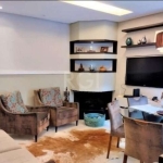 Lindo apartamento com 124 m² de área privativa e todo reformado.2&lt;BR&gt;Possui amplo living para 02 ambientes com lareira, churrasqueira, chapelaria, e lavabo. &lt;BR&gt;São 03 dormitórios, sendo 0