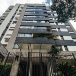 Coliseu vende apartamento 85m² de área privativa com ótima localização, living dois ambientes, três dormitórios sendo um suíte, cozinha, área de serviço,  sacada com churrasqueira e uma vaga de garage