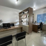 Sala comercial  localizada no bairro Tristeza, uma região conhecida pela sua tranquilidade e qualidade de vida. Com 25 metros quadrados de espaço, esta sala oferece um ambiente perfeito para atender à