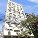 Maravilhoso apartamento com 147m2 privativos, próximo ao hospital Moinhos de ventos e shopping Total. Frente , andar alto com linda vista panorâmica. 4 dormitórios ( 1 suite ), banho social, living 2 