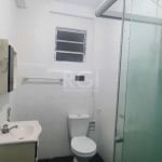 Muito bom apartamento de 2 amplos  dormitórios, bem amplo. Tem inquilino ..ideal para morar ou investir pois fica praticamente ao lado da UFRGS, documentação tudo ok. Venha conhecer,.