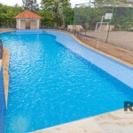 Apartamento 3 dormitórios, 1 vaga escriturada, Cavalhada.      &lt;BR&gt;&lt;BR&gt;Excelente apartamento de 3 quartos (sendo 1 suíte), 2 banheiros, cozinha, área de serviço e uma vaga de estacionament