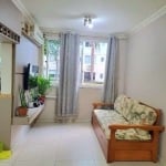 Vende-se apartamento térreo 3 quartos/dormitórios com suíte, 1 vaga de garagem.&lt;BR&gt;&lt;BR&gt;Com living em dois ambientes, cozinha americana, área de serviço separada, banho social, esse é um ap