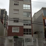 Apartamento com TERRAÇO,  localizado num dos mais sofisticados bairros de Porto Alegre, bairro Rio Branco. Apartamento totalmente mobiliado. &lt;BR&gt;&lt;BR&gt;O apartamento tem aproximadamente 90m2 