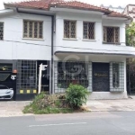 Casa para Venda - 200m², 2 dormitórios, 1 vaga - Moinhos de Vento -  Casa  estilosa no coração do Bairro Moinhos de Vento,  que inspira reformas para modernização conforme funcionalidade, com dois pis