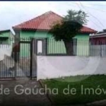 vende ótima casa  com 3 dormitórios, 1 banheiro , 1 sala estar, 1 sala jantar ,cozinha, área de serviço,  churrasqueira, com terreno, 1 terreno de 500m, 1 vaga de garagem coberta, em ótima localização