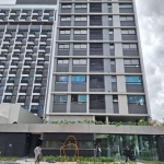 GO RIO BRANCO , excelente Studio com 25,53 m2 privativo,  com vaga escriturada,  no bairro Rio Branco em Porto Alegre.Nunca habitado, semi-mobiliado com móveis fixos de alto padrão, inclusive com elet