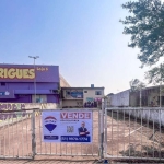 Descubra uma oportunidade imperdível de investimento em Canoas, Rio Grande do Sul! Este terreno comercial, disponível para venda, oferece uma localização privilegiada e grande potencial de retorno gar