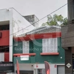 Casa Comercial na Avenida Protásio Alves, bairro Petrópolis &lt;BR&gt;&lt;BR&gt;Composto aproximadamente por 254m², subsolo com 55m², térreo com 93m² e 105m² piso superior, um  (1) banheiro, três (3) 