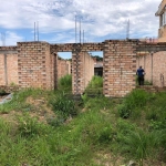 Ótima oportunidade. &lt;BR&gt;Terreno de 11x35 com projeto aprovado para duas casas de 167m2 com 3 dormitórios, amplo patio na frente e nos fundos.&lt;BR&gt;&lt;BR&gt; A poucos metros da av Juca Batis