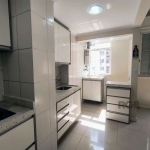 Vendo apartamento Duplex no Bairro Centro Histórico, andar alto com sol e vista.  01 dormitório com closet,  cozinha americana com armários e pia de granito, área de serviço, água quente com aquecedor