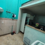 Quer morar em uma casa incrível no bairro Restinga, em Porto Alegre? Então você vai adorar conhecer este imóvel! Uma casa espaçosa e desocupada, prontinha para receber uma nova família. Com 3 quartos,