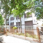 Ótimo apartamento no bairro Vila Ipiranga, a poucos metros da Av. Assis Brasil, térreo, desocupado, lateral, com 53m² privativos, de 1 dormitório.  Possui sala ampla para 2 ambientes, 1 dormitório, ba