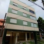 ALUGO  Apartamento com 2 Dormitórios no Bairro Vila Ipiranga em Porto Alegre, sendo 1 suíte, piso laminado, 02 SPLITs insatalados, água quente com aquecedor de passagem. Churrasqueira, uma vaga de gar