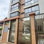 Apartamento estilo Studio/Loft&lt;BR&gt;&lt;BR&gt;Excelente imóvel de 50m² privativos, conta com 01 dormitório espaçoso, cozinha e 01 banheiro,  vaga coberta para seu carro.&lt;BR&gt;O predio recém co