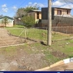 Terreno com 40m de frente no bairro Mathias velho, mede 600m² de área superficial.&lt;BR&gt;Todo gradeado na frente, possui calçamento em PAVS até a casa mista ao fundo do terreno que foi afetada pela