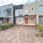 Casa Condominio em Porto Alegre, no bairro Hípica, com 3 dormitório(s), e 3 banheiros, à venda.