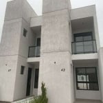Casa em Porto Alegre, no bairro Hípica, com 2 dormitório(s), e 2 banheiros, à venda.