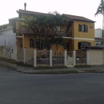 Casa para Venda - 306.3m², 3 dormitórios, sendo 1 suites, 2 vagas - Urubatã