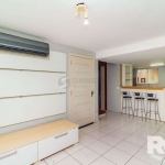 Casa em condomínio com 3 dormitórios, suíte, espaço gourmet.