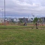 Casa em Porto Alegre, no bairro Hípica, com 2 dormitório(s), e 2 banheiros, à venda.