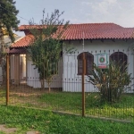 Casa no Guarujá de 4 dormitórios e 4 vagas