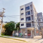 Excelente apartamento localizado em uma das áreas mais procuradas de Porto Alegre, próximo a shoppings, escolas e supermercados. Apartamento com 3 dormitórios, sendo uma suíte, banheiro social e lavab