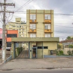 Morar proximo ao Barra Shopping!!!!!!!!!!&lt;BR&gt;Apartamento com living para dois ambientes, cozinha e área de serviço, dois dormitorios e dependencia de empregada completa.&lt;BR&gt;Gas central.&lt