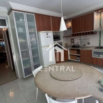 Sobrado com 2 dormitórios à venda, 180 m² por R$ 650.000,00 - Taboão - Guarulhos/SP