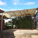 CASA, 2 DORMITÓRIOS, 1 VAGA DE GARAGEM, BAIRRO CAMAQUÃ, PORTO ALEGRE/RS      &lt;BR&gt;&lt;BR&gt;Casa  com 2 dormitórios, sala, cozinha ,  banheiro e lavanderia .  &lt;BR&gt;Uma garagem coberta, com u