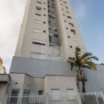 Semi - mobiliado Apartamento com 93m² privativos, 3 dormitórios sendo uma Suíte e 2 vagas individuais no Centro de Canoas. Imóvel finamente decorado com moveis Todeschini, em andar alto e bem iluminad