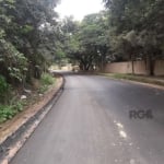 Terreno a venda, com 4.431,00 m&lt;BR&gt;Tem ônibus de Porto alegre e Viamao  que passam na frente,o terreno l fica na parada 26 da lomba do Pinheiro.É próximo de supermercados, posto de gasolina, esc